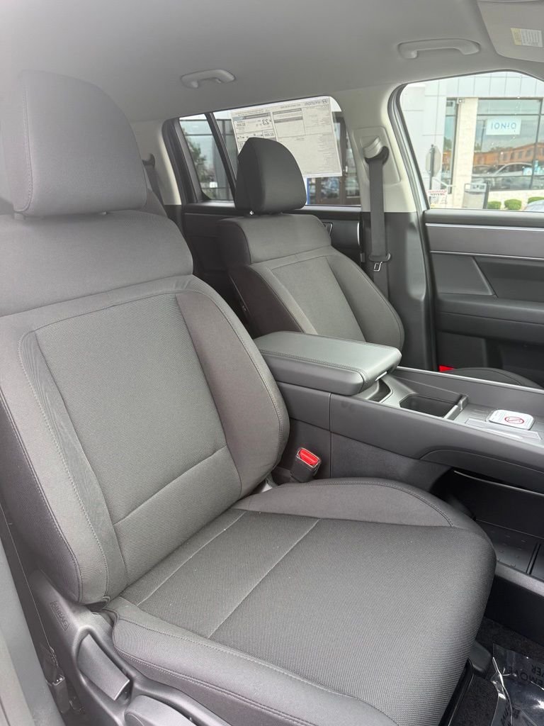 New 2027 Serenity White Hyundai SE AWD image 12
