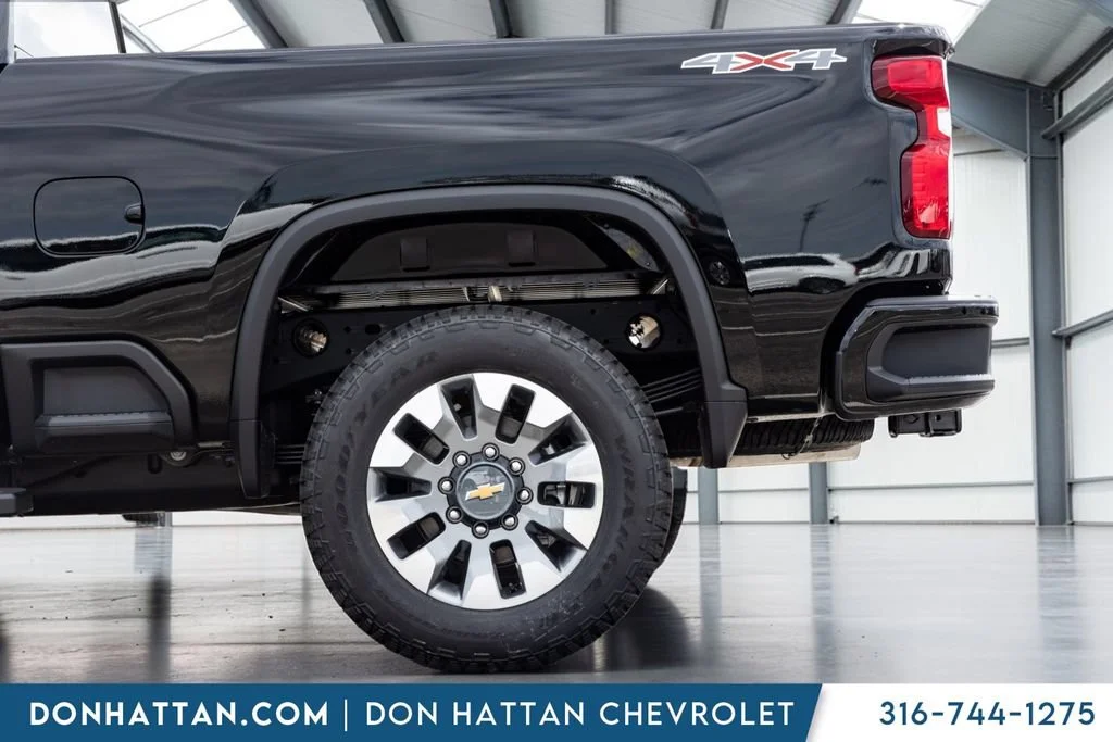 2026 Chevrolet Silverado 2500 HD Custom - Photo 30