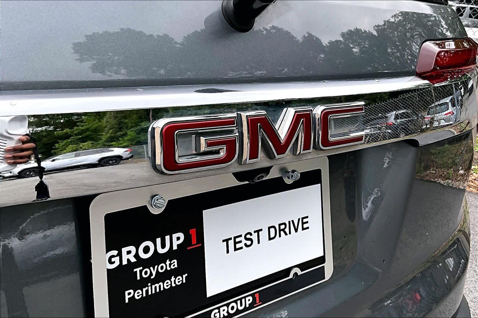 Used 2021 Satin Steel Metallic GMC SLT image 31