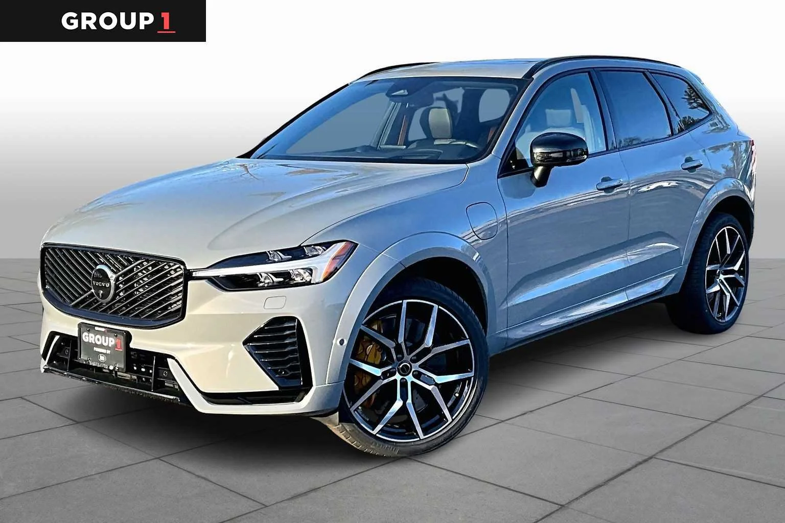 Gray (Vapour Grey) 2026 Volvo XC60 Recharge T8 Polestar Engineered eAWD SUV / Crossover All-Wheel Drive
