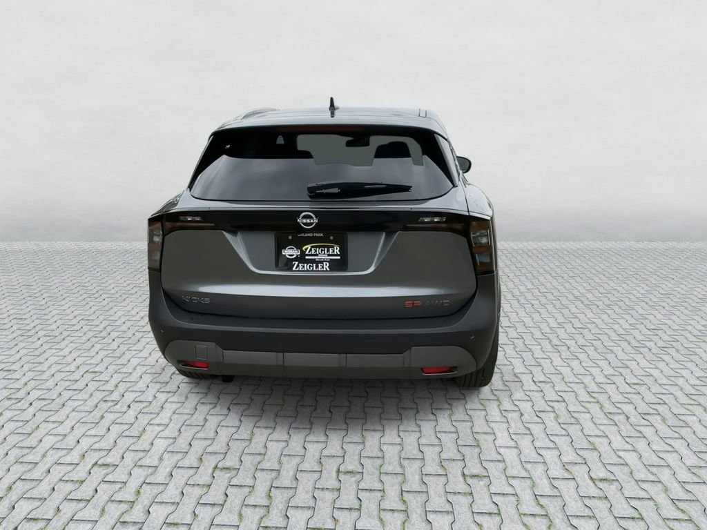 New 2026 Gray Nissan SR image 7