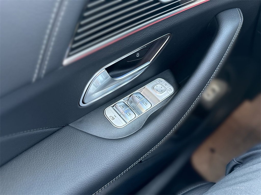 2025 Mercedes-Benz GLE GLE580 - Photo 38