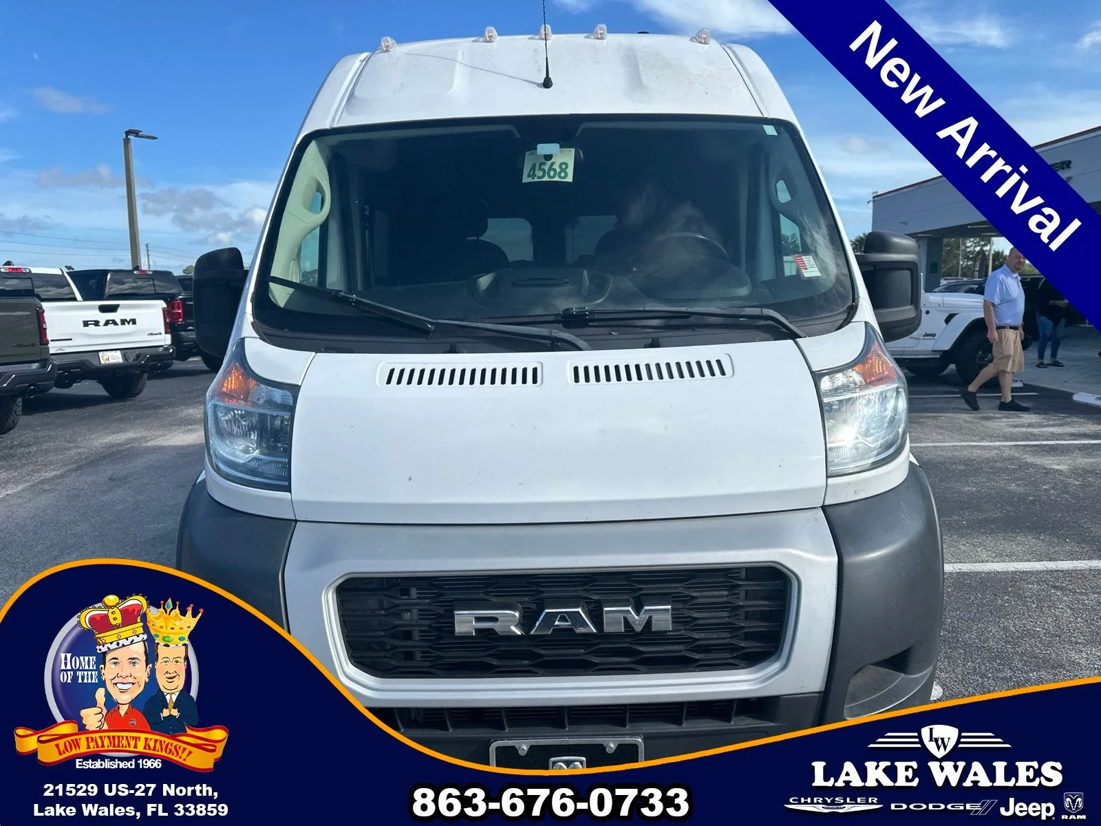 Used 2019 White Ram Base image 8