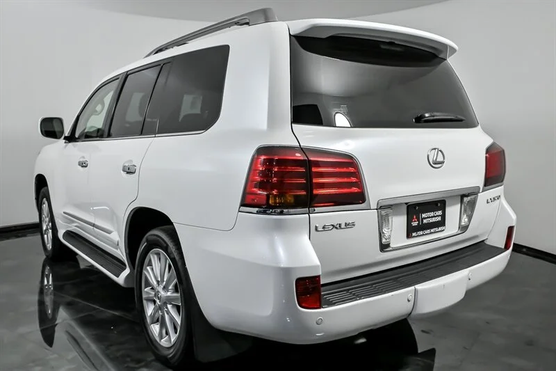 Used 2009 Starfire Pearl Lexus  image 7