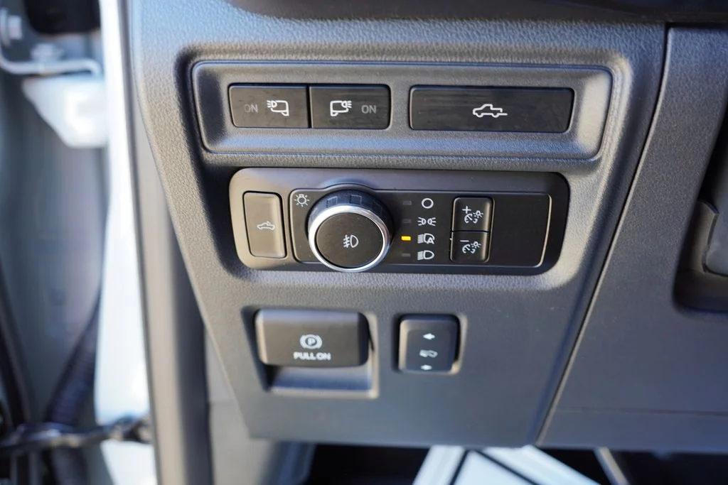 Used 2024 White Ford Raptor R image 28