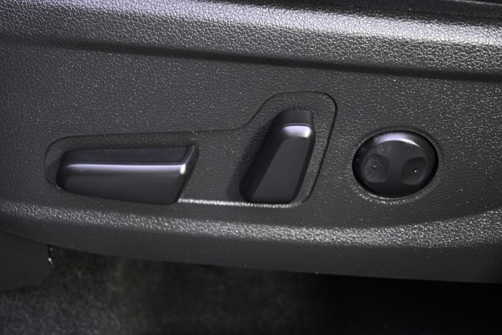 Certified Used 2023 Stormy Blue Hyundai SEL image 14