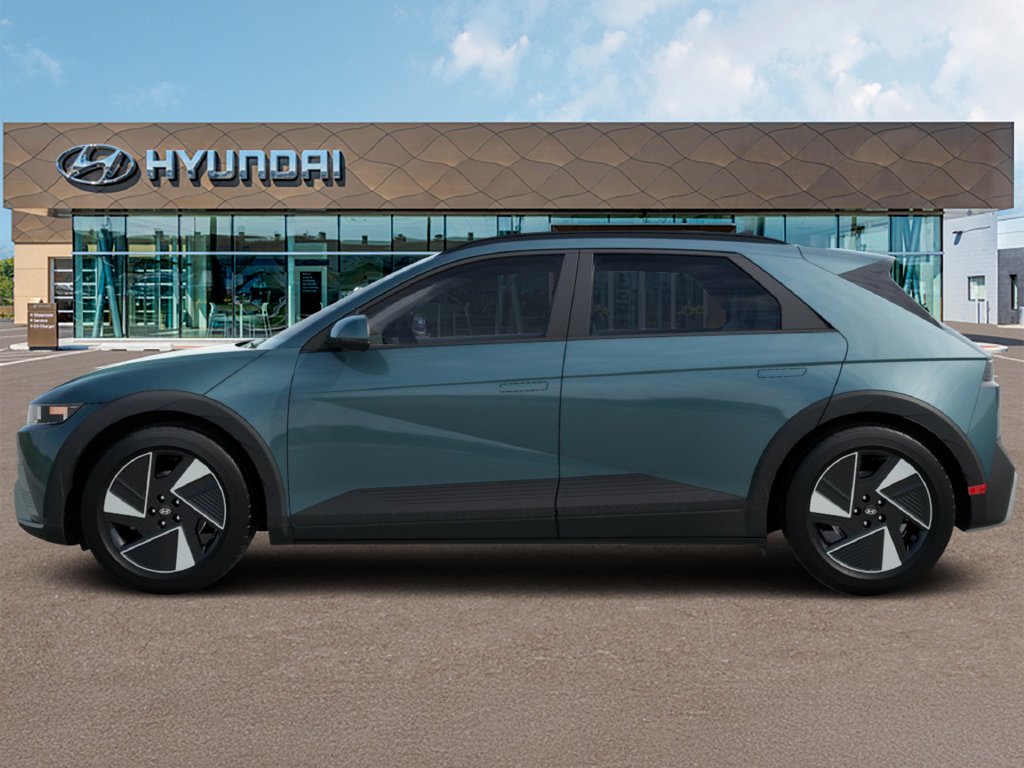 New 2027 Green Hyundai SEL image 3