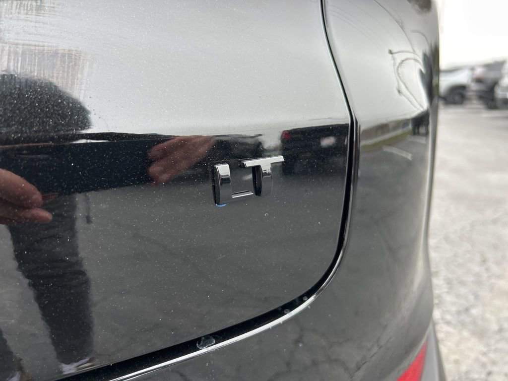 New 2026 Mosaic Black Metallic Chevrolet LT image 12