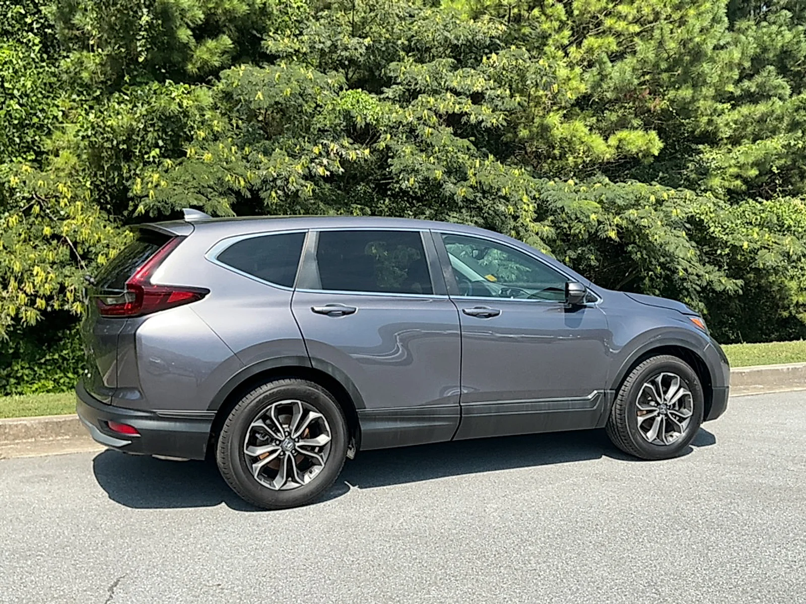 Used 2022 Sonic Gray Pearl Honda 2WD EX-L image 2
