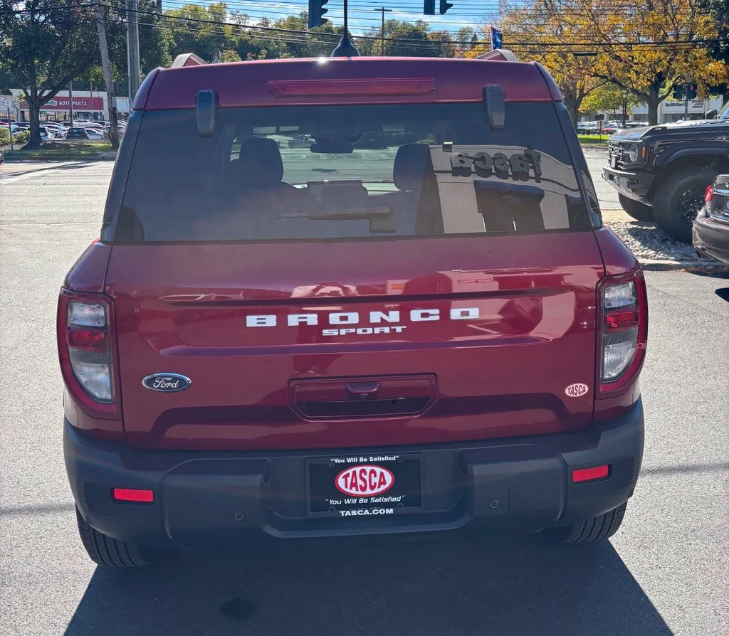 Used 2025 Red Ford Big Bend image 4