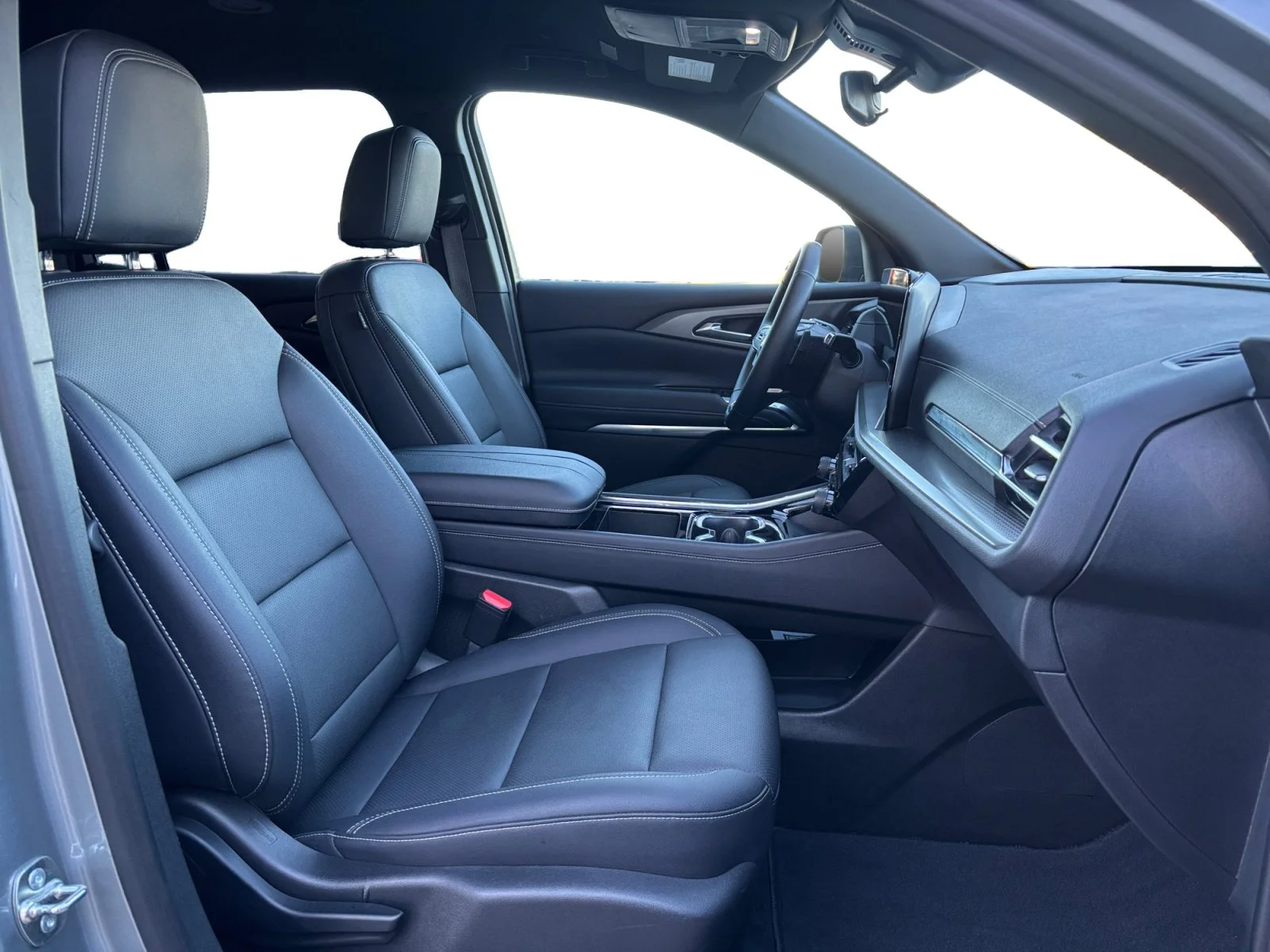 Used 2026 Gray Chevrolet LT image 17