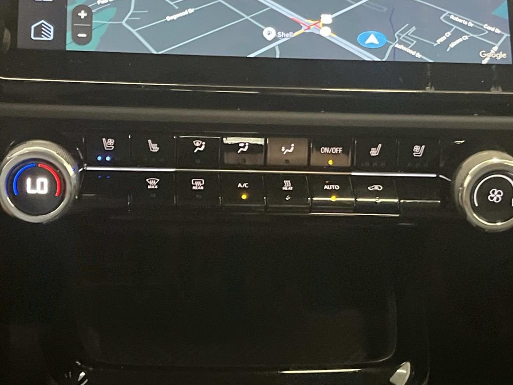 2027 Chevrolet Bolt RS - Photo 23