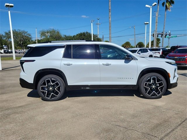 2026 Chevrolet Traverse High Country photo 4