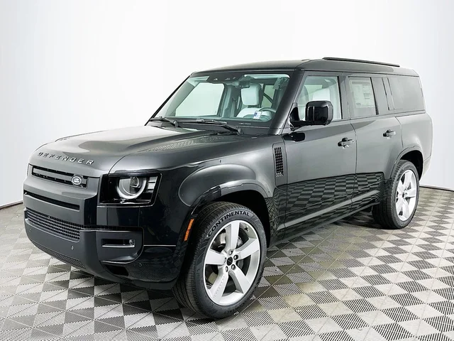 2026 Land Rover Defender 130 X-Dynamic SE