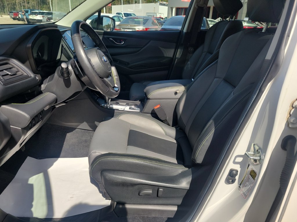 Used 2024 White Subaru Onyx Edition image 16