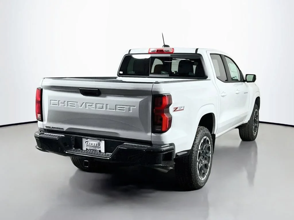 New 2026 Summit White Chevrolet Z71 image 5