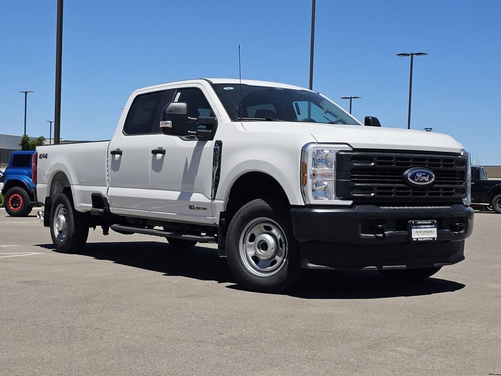 New 2026 Oxford White Ford XL image 2
