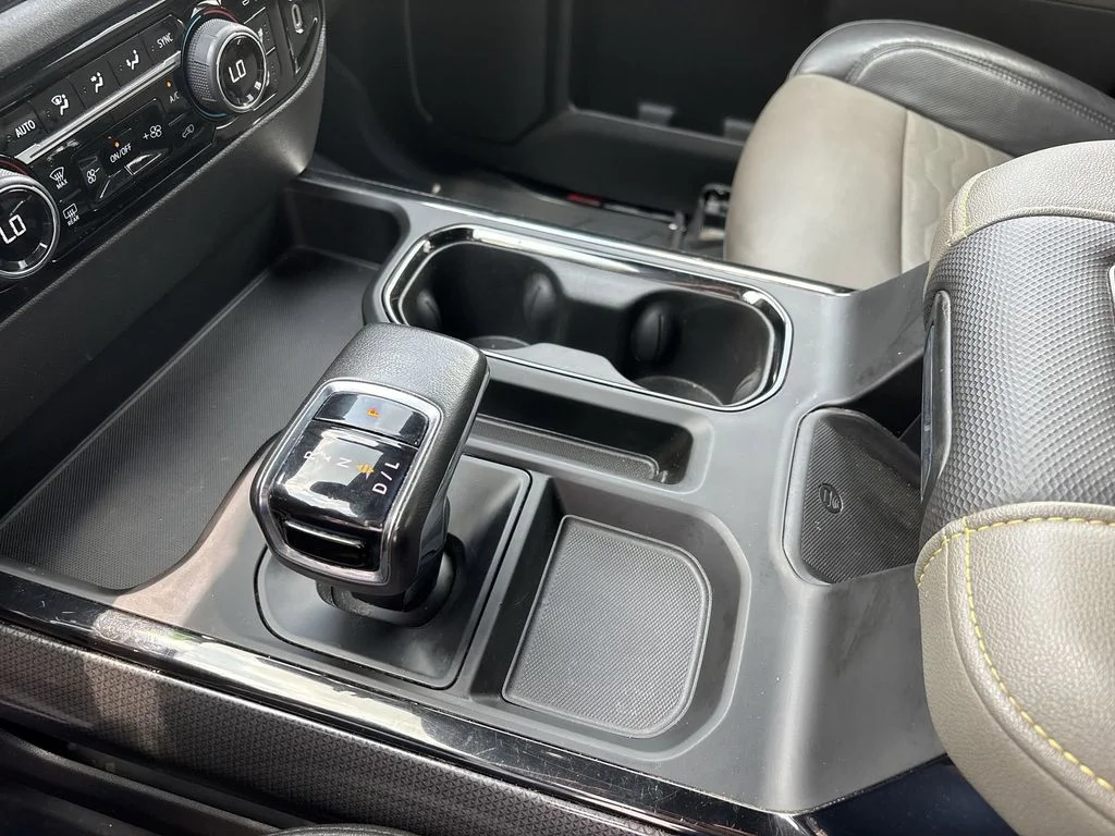 Used 2022 Beige Chevrolet ZR2 image 22