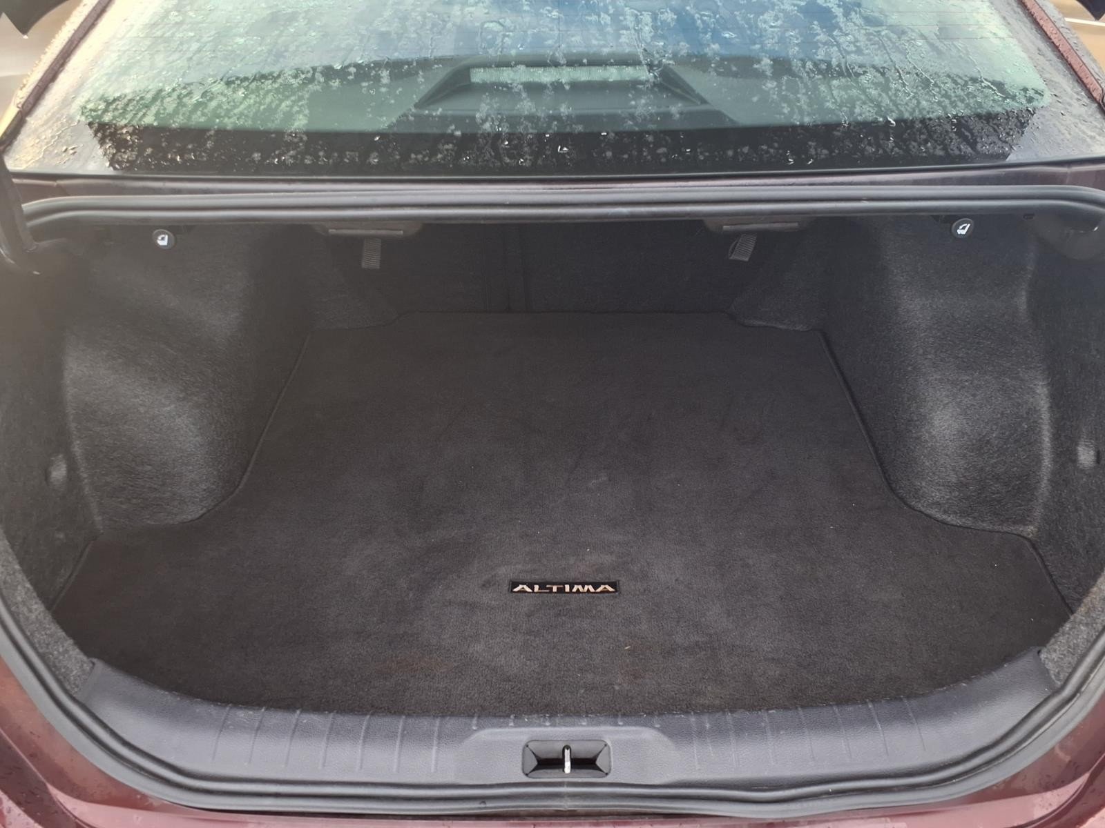 2025 Nissan Altima photo 7 of 25