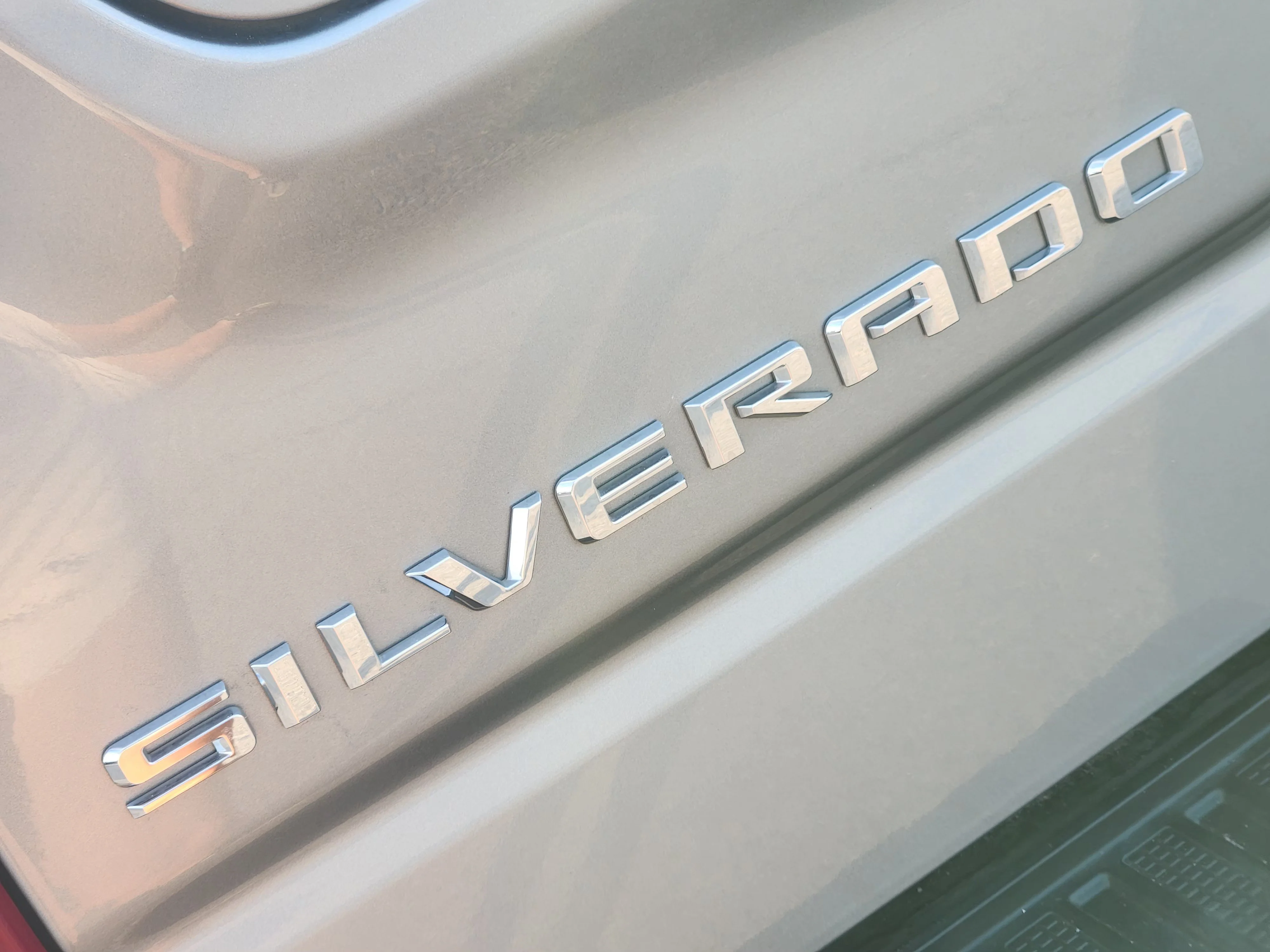 Used 2025 Sterling Gray Metallic Chevrolet RST image 12