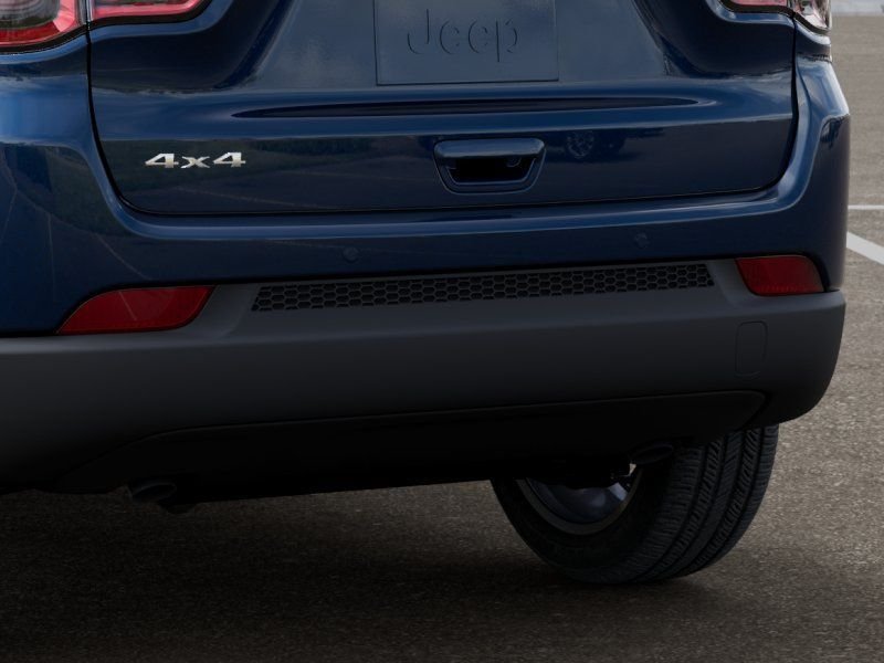 New 2026 Fathom Blue Pearl-Coat Exterior Paint Jeep Limited image 13