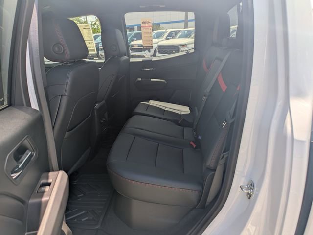 2025 Chevrolet Colorado Z71 - Photo 13