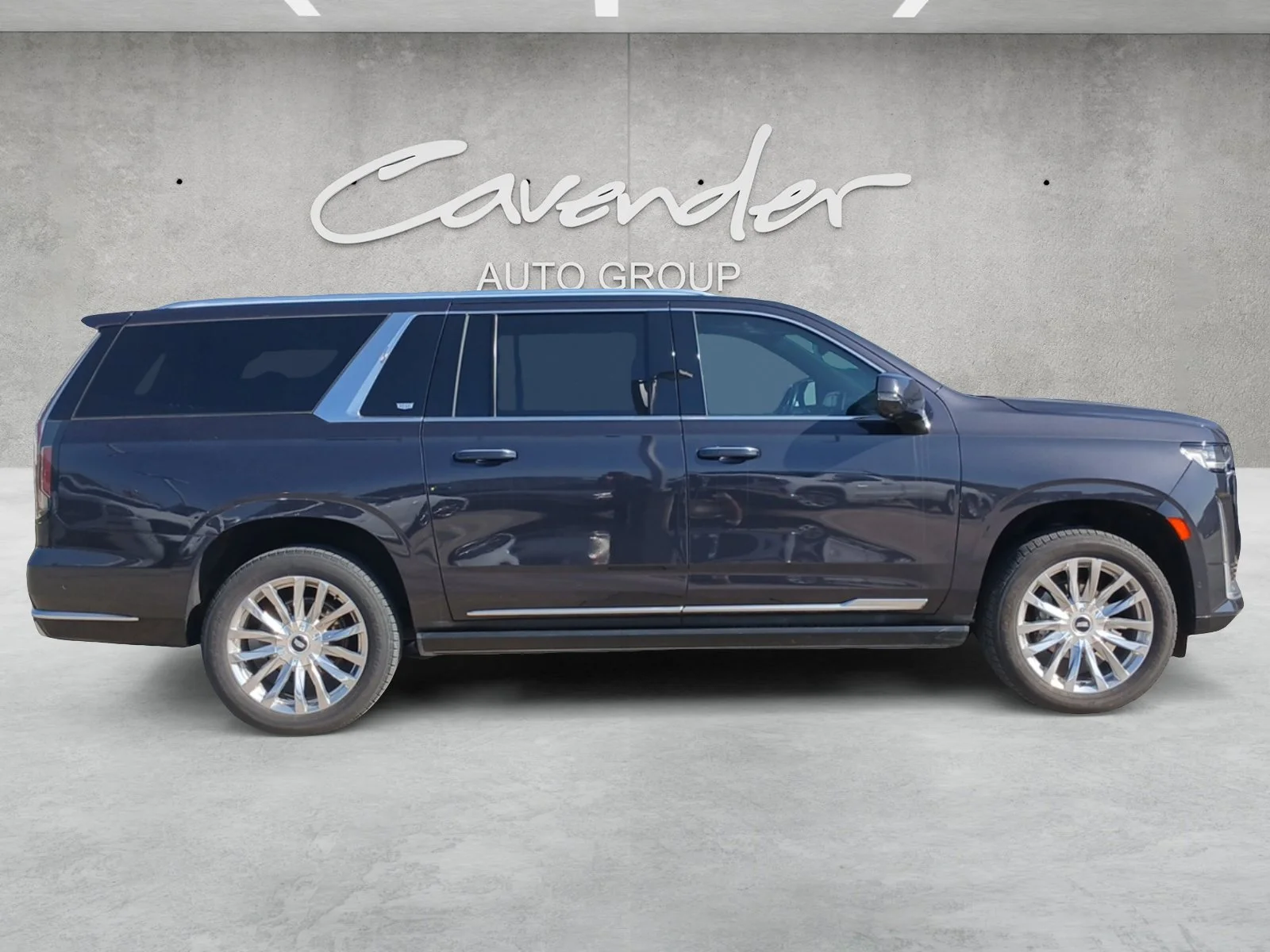 Certified Used 2022 Galactic Gray Metallic Cadillac Premium Luxury image 17