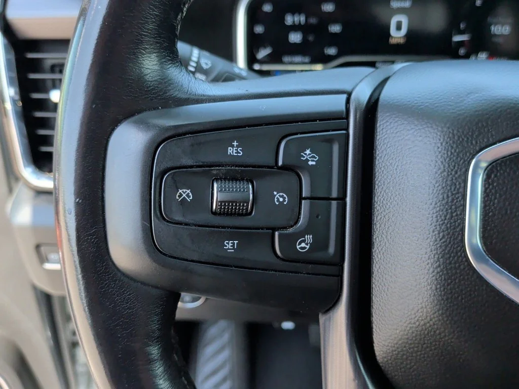 Used 2024 Silver GMC Denali Ultimate image 19