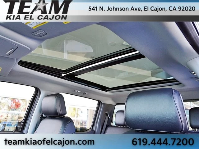 Used 2023 Gray Ford Lariat image 19