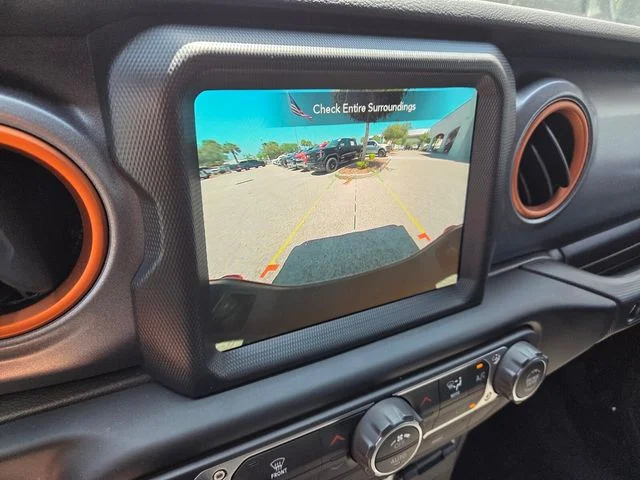 Used 2023 Black Jeep Mojave image 32