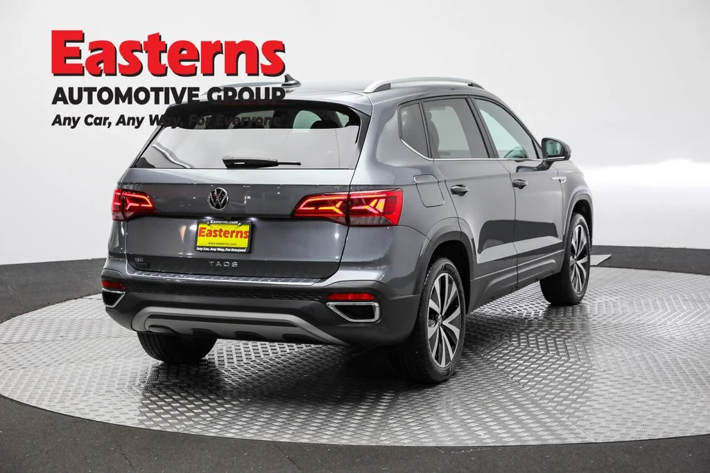 Used 2023 Gray Volkswagen 1.5T SE image 5