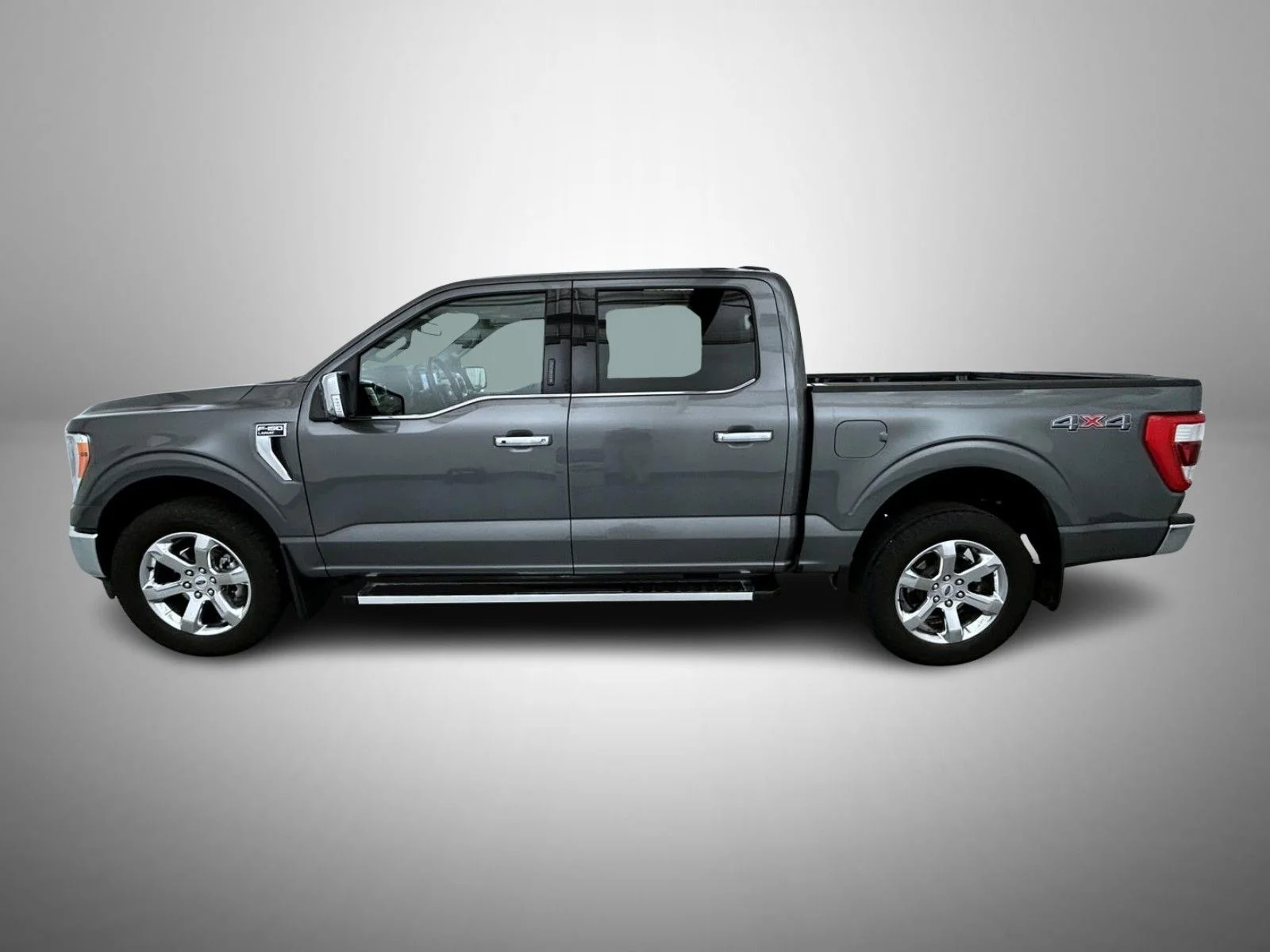 Used 2023 Gray Ford Lariat image 8