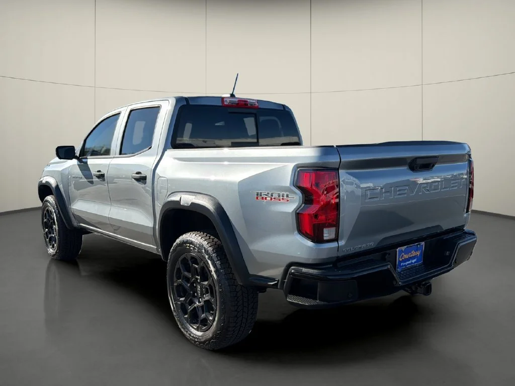 New 2026 Sterling Gray Metallic Chevrolet Trail Boss image 5