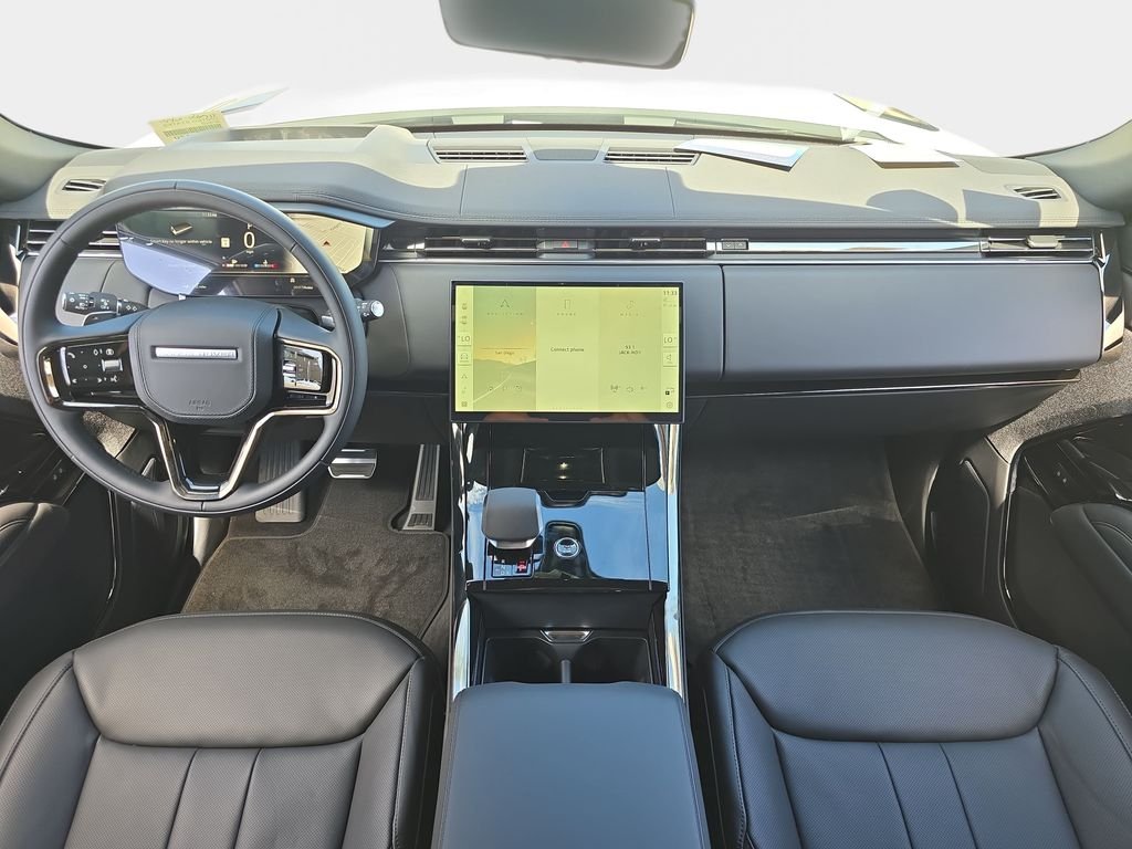 New 2026 Fuji White Land Rover Dynamic SE image 9