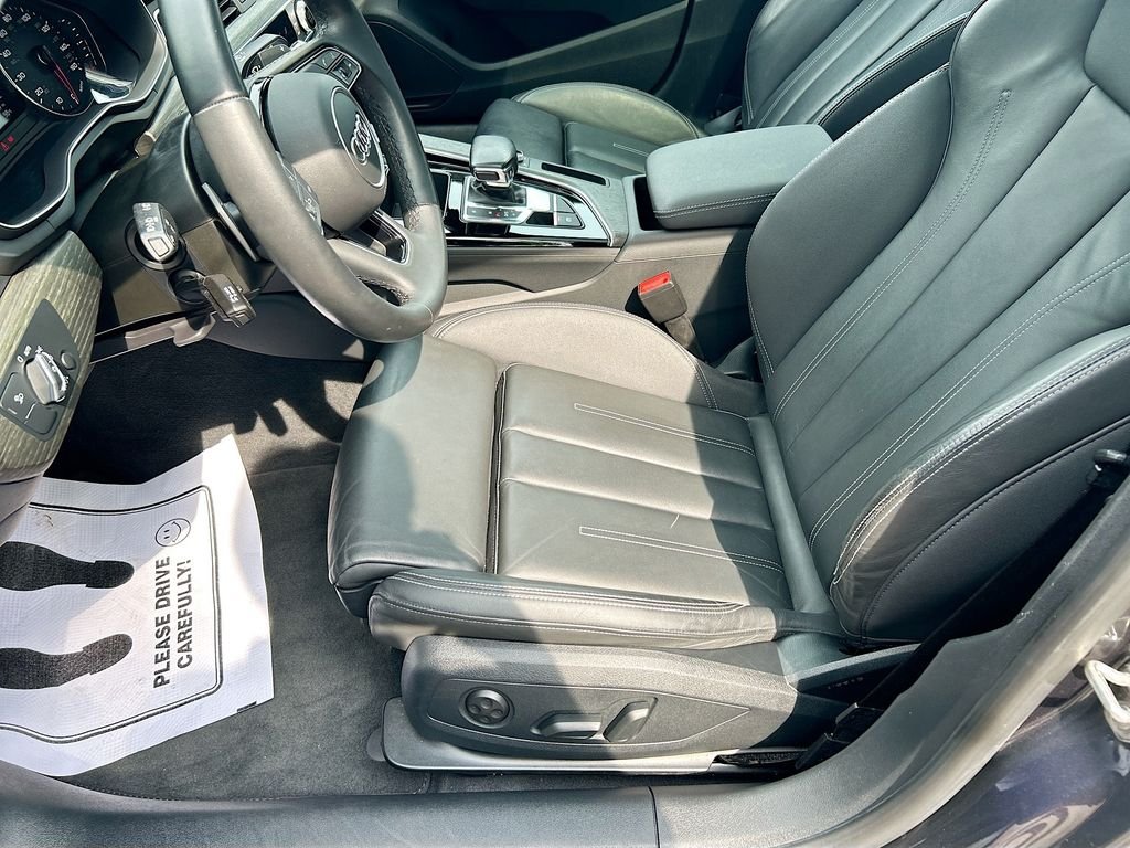Used 2023 Daytona Gray Pearl Effect Audi S line Premium image 21