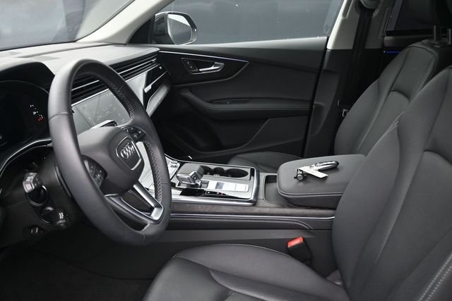 Used 2023 Mythos Black Metallic Audi 55 Prestige image 15