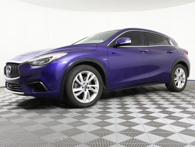 2017 INFINITI QX30 Base