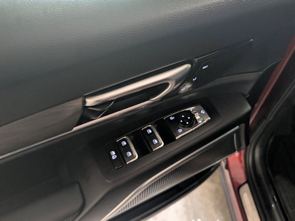 Used 2023 Dawning Red Kia SX X-Line image 8