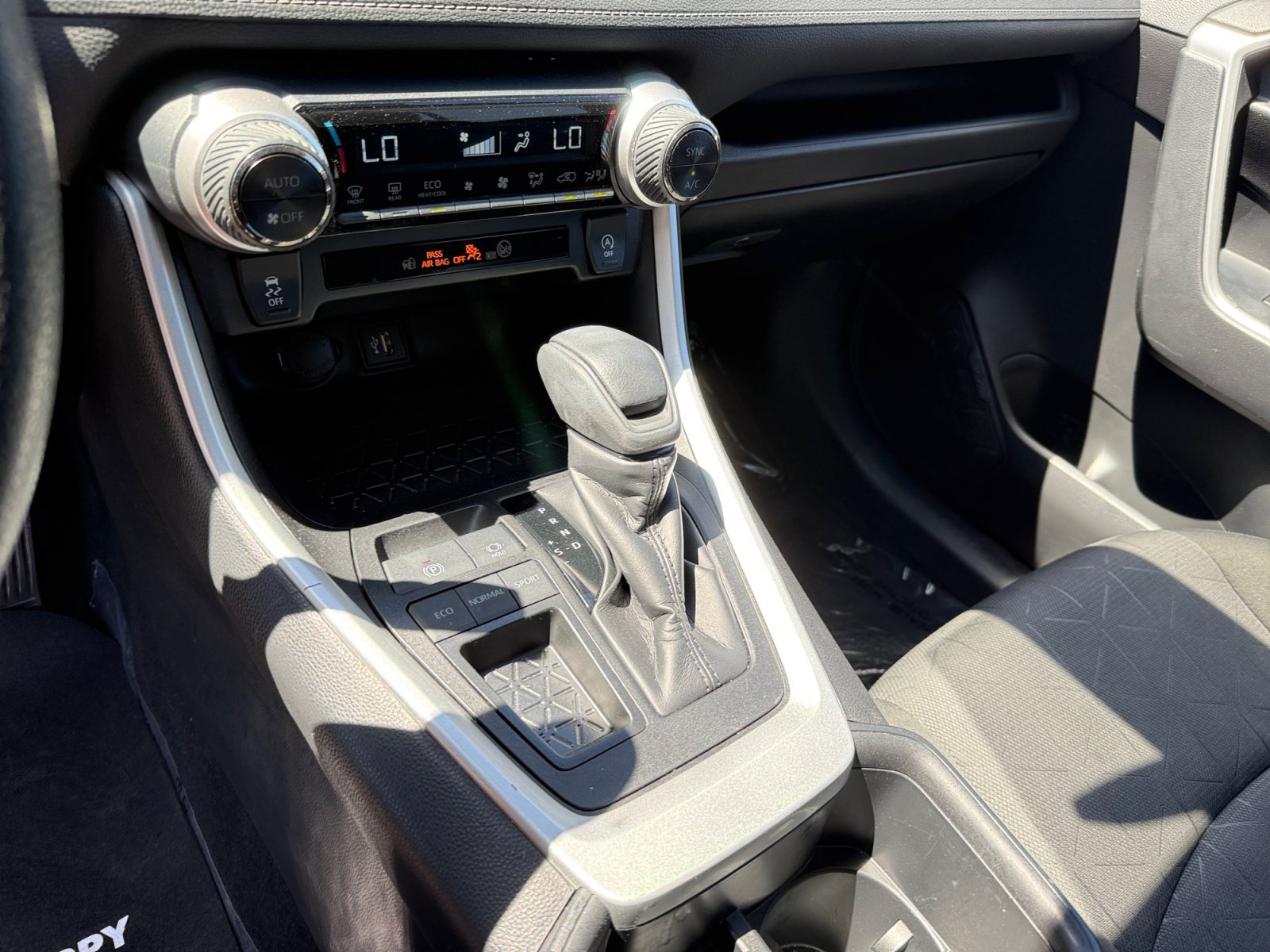 Used 2024 Midnight Black Metallic Toyota XLE image 13