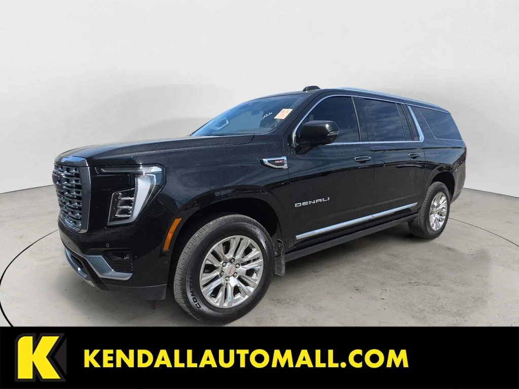 2025 GMC Yukon Denali's photo