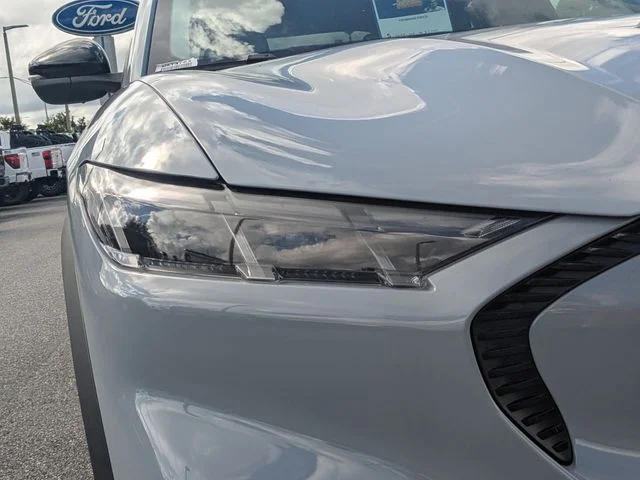 New 2026 Glacier Gray Metallic Tri-coat Ford Select image 9