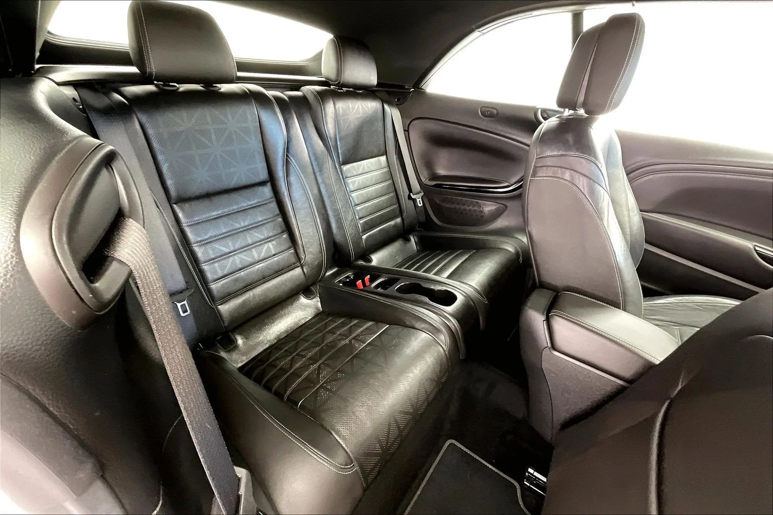 Used 2018 Summit White Buick Premium image 17