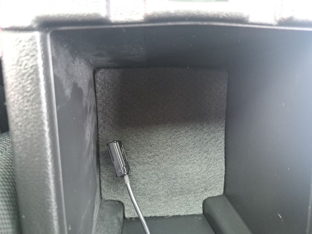 Used 2015 Black Honda SE image 29