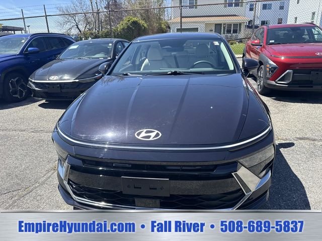 Certified Used 2024 Carbon Blue Hyundai SEL image 10
