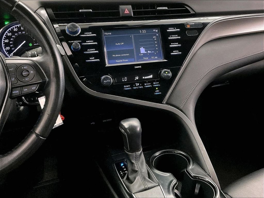 Used 2020 Silver Toyota SE image 9