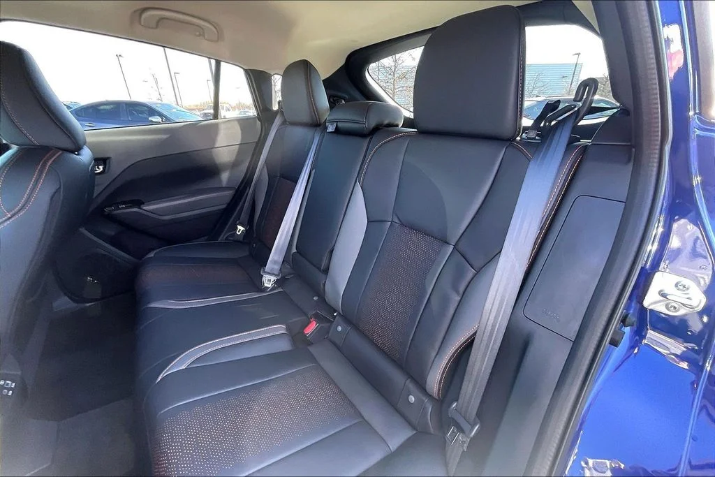 New 2026 SAPPHIRE BLUE PEARL Subaru Limited image 13
