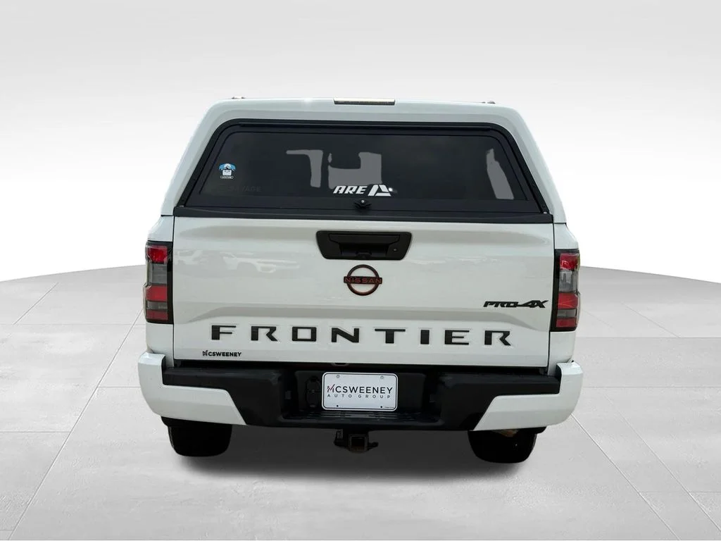 Used 2023 White Nissan PRO-4X image 27