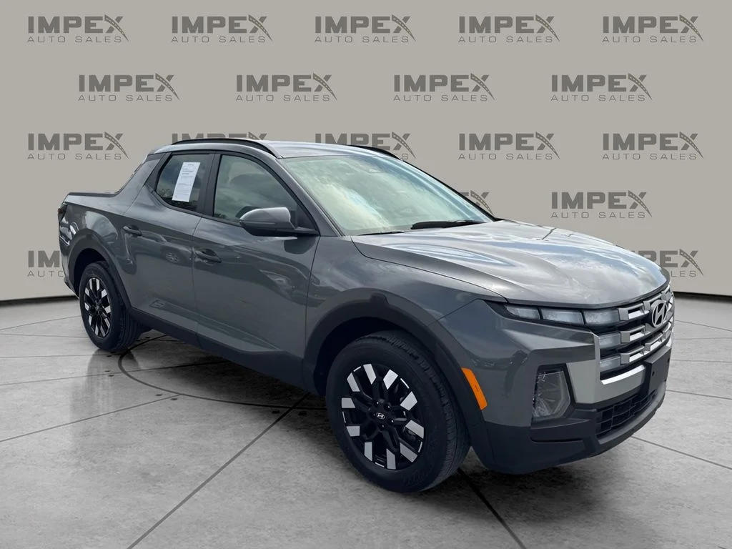 Used 2025 Gray Hyundai SEL image 7