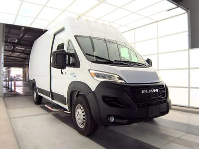 Used 2024 White Ram Super High Roof image 4