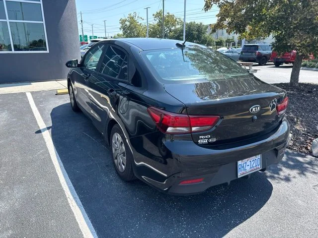 Used 2020 Black Kia LX image 7